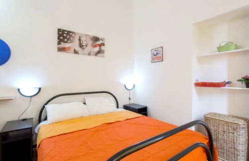 Asti Apartment | Homerez - Beautiful appartement for 3 ppl. with balcony at Asti