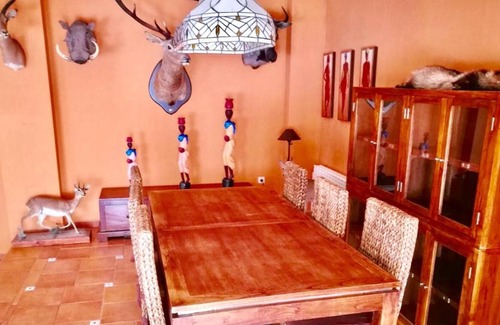 Arcas del Villar Villa | Homerez - Big villa for 14 ppl. with swimming-pool and jacuzzi at Arcas