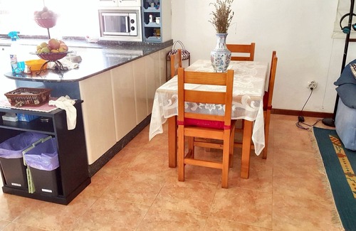 Eiras House | Homerez - Charming house in O Rosal with garden and spa