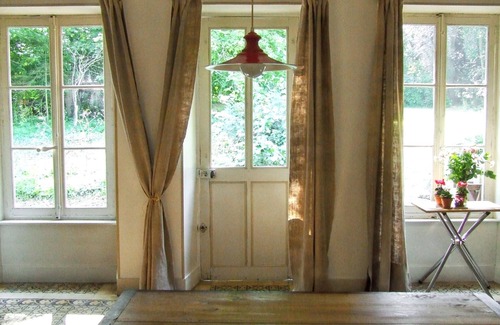 Ryes House | Homerez - Charming house in Ryes with enclosed garden & wheelchair access