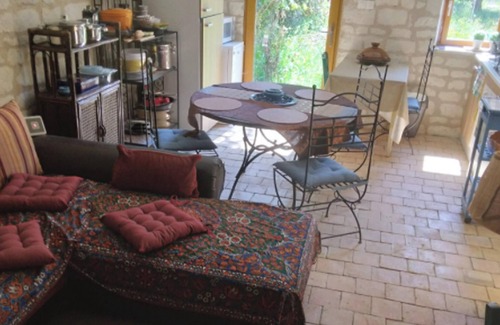 Courchamps House | Homerez - Charming refuge in Courchamps