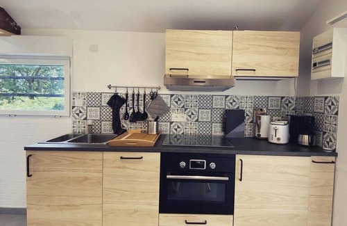 Chouzy-sur-Cisse House | Homerez - Cozy house in Chouzy sur Cisse with garden