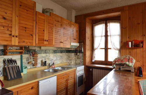 Sostegno House | Homerez - Cozy house near Asei with garden and terrace