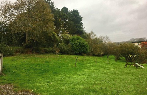 Plouedern Apartment | Homerez - Cozy Studio in Plouédern