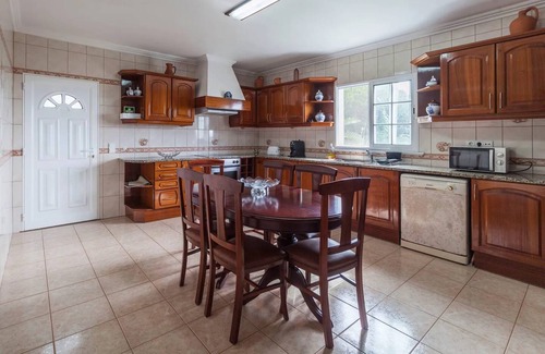 Caloura House | Homerez - Elegant res. in Agua De Pau