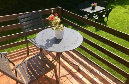 Thon-Samson House | Homerez - Family home in Thon