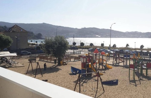 Nigran Apartment | Homerez - Flat with sea view in Nigrán