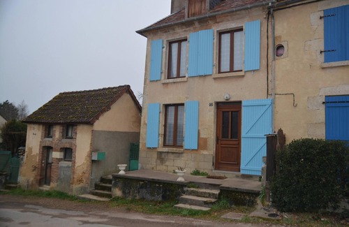 Saint-Amand-en-Puisaye House | Homerez - House in Saint-Amand-en-Puisaye