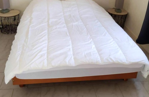 Saint-Martin-de-Sanzay House | Homerez - House for 2 ppl. with garden and terrace at Saint-Martin-de-Sanzay