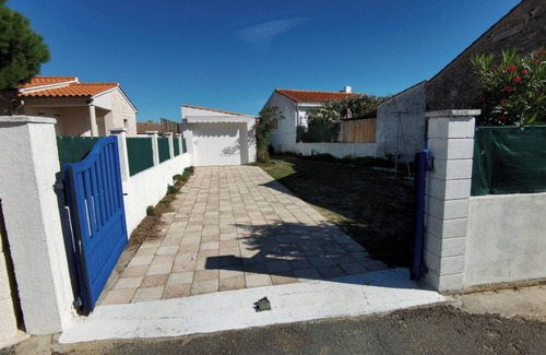 La Tranche-sur-Mer House | Homerez - House in La Tranche-sur-Mer