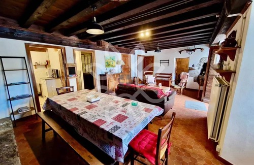 Cubelles House | Homerez - House Cubelles with Garden