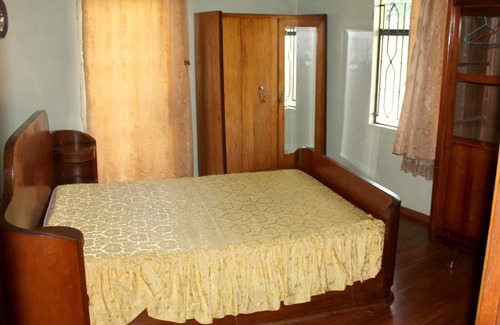 Vacoas-Phoenix House | Homerez - House for 7 ppl. with garden and terrace at Phoenix, Vacoas-Phoenix