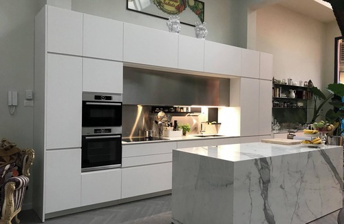 Barona House | Homerez - House in Milan, parking.