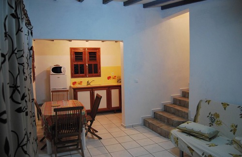 Grand-Bourg House | Homerez - House with Garden in Grand-Bourg, 43 sqm