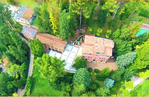 Fabriano Apartment | Homerez - Nice appartement for 5 ppl. with shared pool and garden at Fabriano