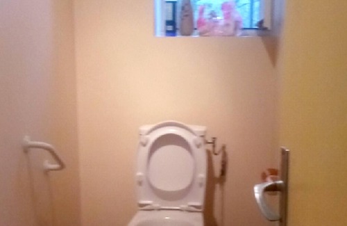 Chevannes House | Homerez - Nice house for 5 ppl. with garden and terrace at Chevannes