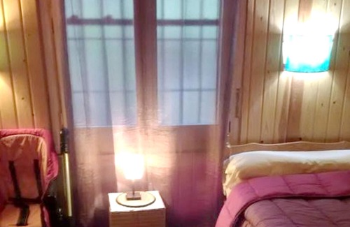 Llimiana House | Homerez - Nice house for 5 ppl. with garden and terrace at Llimiana