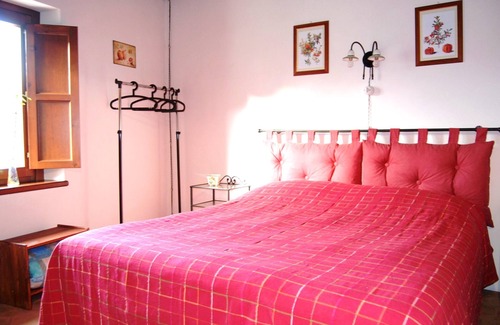 Vignanello House | Homerez - Nice property for 6 ppl. with terrace at Vignanello