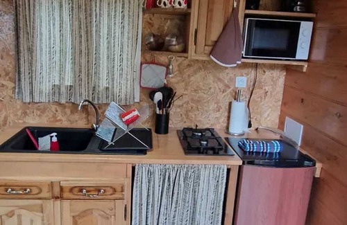 La Plaine-des-Palmistes Apartment | Homerez - Studio in La Plaine-des-Palmistes