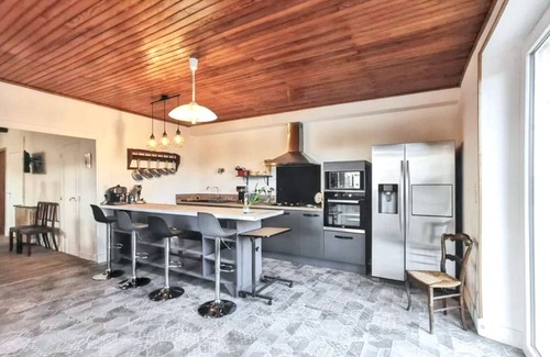 Domeyrat House | Homerez - Spacious House in Domeyrat + Large Garden