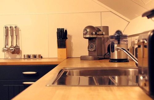 Mont-Saint-Jean Apartment | Homerez - Waterloo apartment with garden