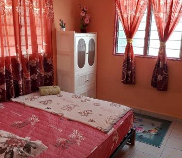 Central Seberang Perai Ski Chalet | Homestay Bait Al-Sakinah