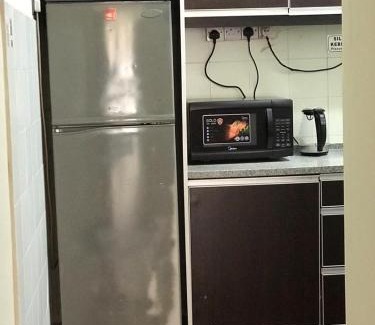 Seksyen 7 Apartment | Homestay Fekrifarisha SA