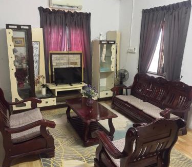 Gurun House | Homestay Teratak Tokliah