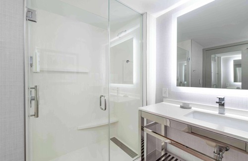 Chelsea Hotel | Homewood Suites by Hilton Boston Logan Airport Chelsea