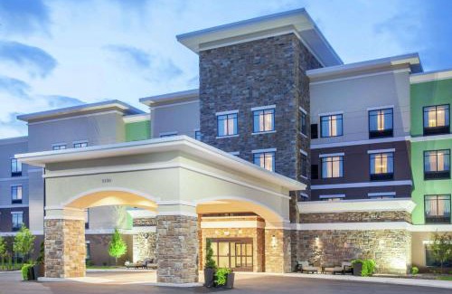 Munster Hotel | Homewood Suites by Hilton Munster