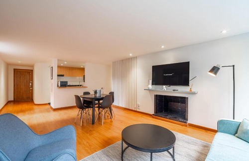 La Cabrera Apartment | Homey 2BR in Chico