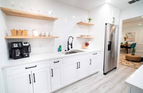 Carrollwood House | Homey Cozy Newly Renovated Stylish&chic