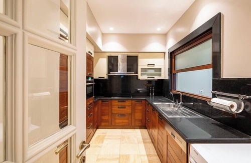 Levent House | Homie Suites 500sqm 4 br Villa Levent #LE74