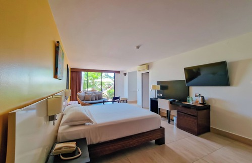 Nettle Bay Hotel | Hommage Hotel & Residences