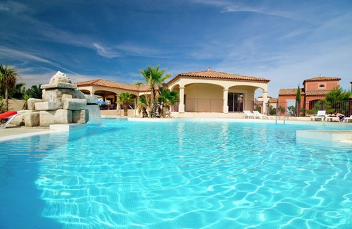 Homps House | Homps Lake Retreat for Families