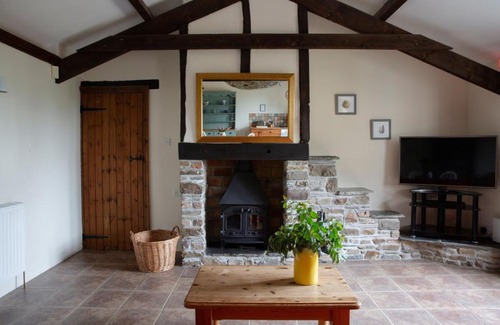 Bude House | Honeysuckle