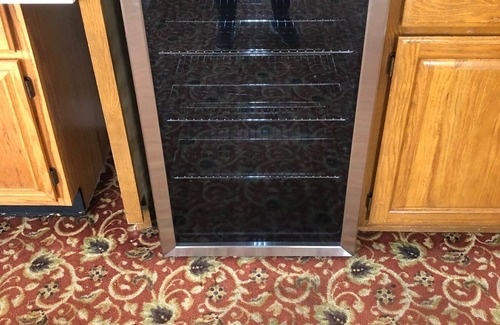 Mountain View Hotel | Honeysuckle Inn - Mountain View