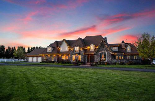 Hockinson House | Horseshoe Haven