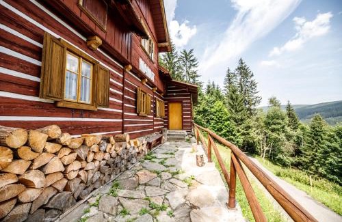 Mala Upa Ski Chalet | Horská chata Mamut
