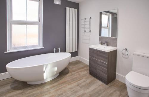 Whitby House | Host & Stay - Osborne House