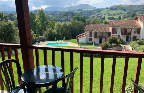 Souraide Apartment | HOSTA Piscine Vue Montagnes