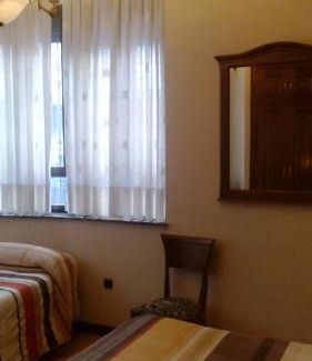 Oeste House | Hostal Granada