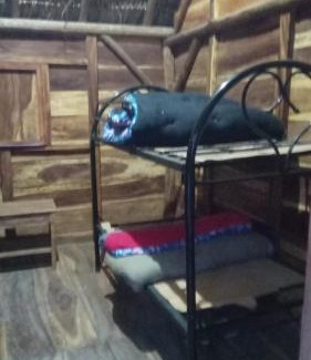 Puerto Sandino House | Hostal La Cueva del Grifo Loko surf&Bikers