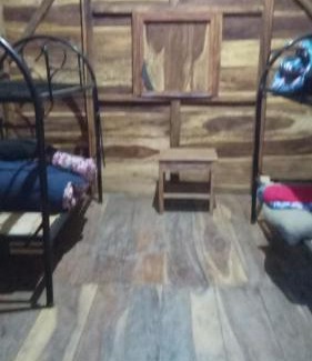 Puerto Sandino House | Hostal La Cueva del Grifo Loko surf&Bikers