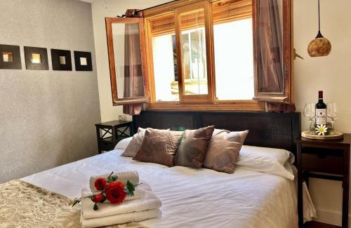 Villalba de la Sierra House | Hostal Nomadas by Gloove