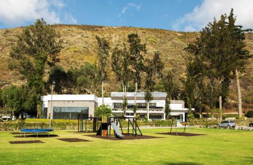 Ibarra Cabin | Hosteria Totoral