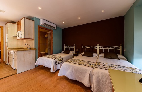 Castro Urdiales Bed & Breakfast | Hosteria Villa de Castro