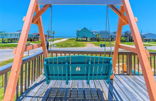 Surfside Beach House | Hot Tub and Jacuzzi Suite! 100 steps from spacious beach and Jetty park! Generations Retreat Sleeps 26