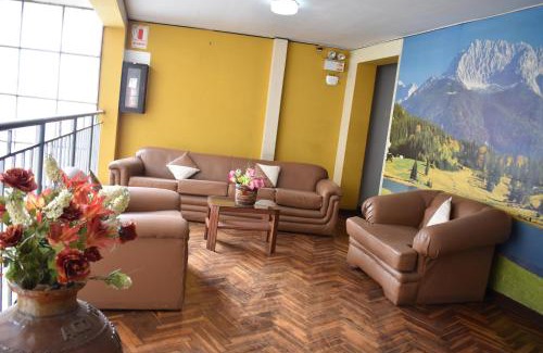 El Tambo Hotel | Hotelˈs Acolla