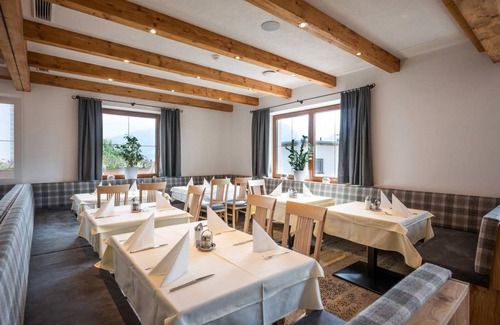 Holdernach Hotel | Hotel ∙ 4 guests